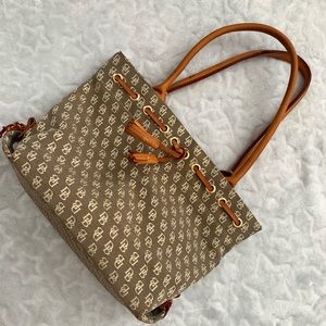 Dooney and bourke